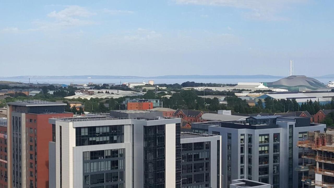 Sky Night Serviced Apartments Кардифф Экстерьер фото