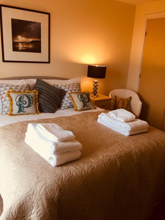 Sky Night Serviced Apartments Кардифф Экстерьер фото