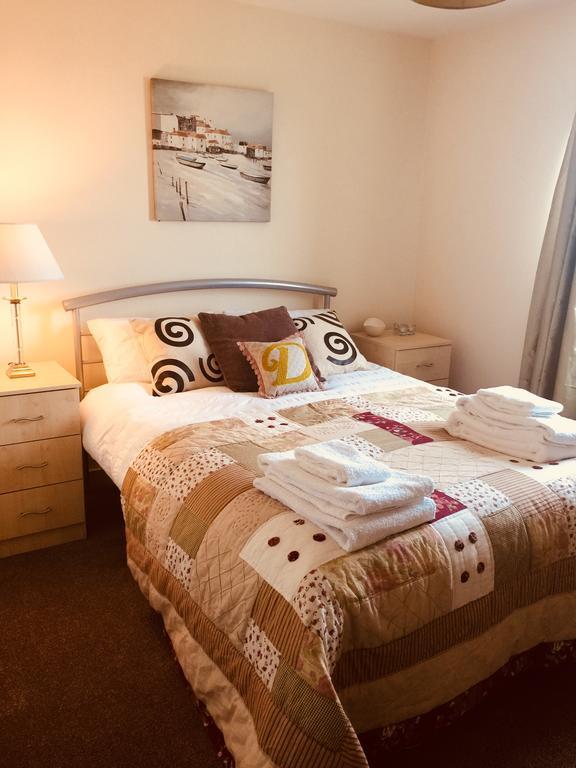 Sky Night Serviced Apartments Кардифф Экстерьер фото
